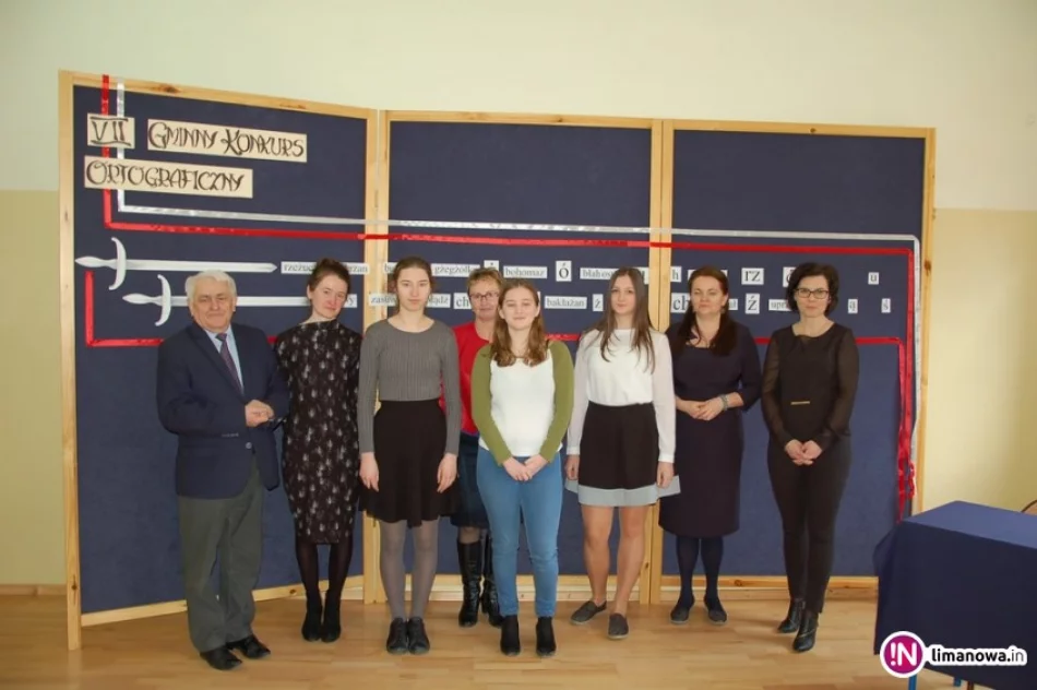 Patriotycznie na VII Gminnym Konkursie Ortograficznym - zdjęcie 3