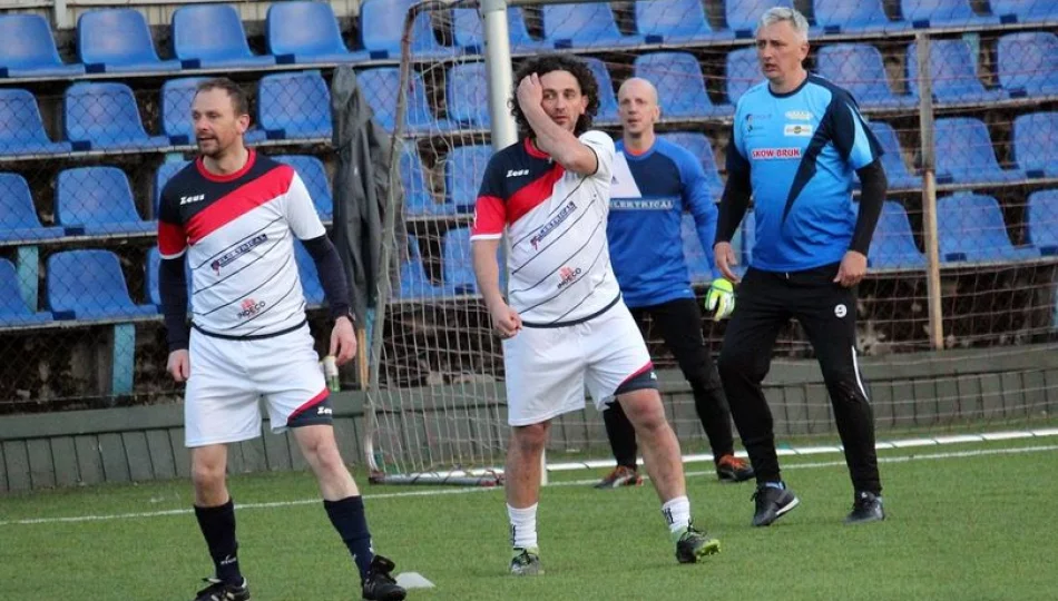 Mocne strzelanie wśród oldbojów - zdjęcie 1