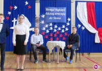 Szkoła Podstawowa nr 1 w Starej Wsi oddała hołd Żołnierzom Wyklętym - zdjęcie główne