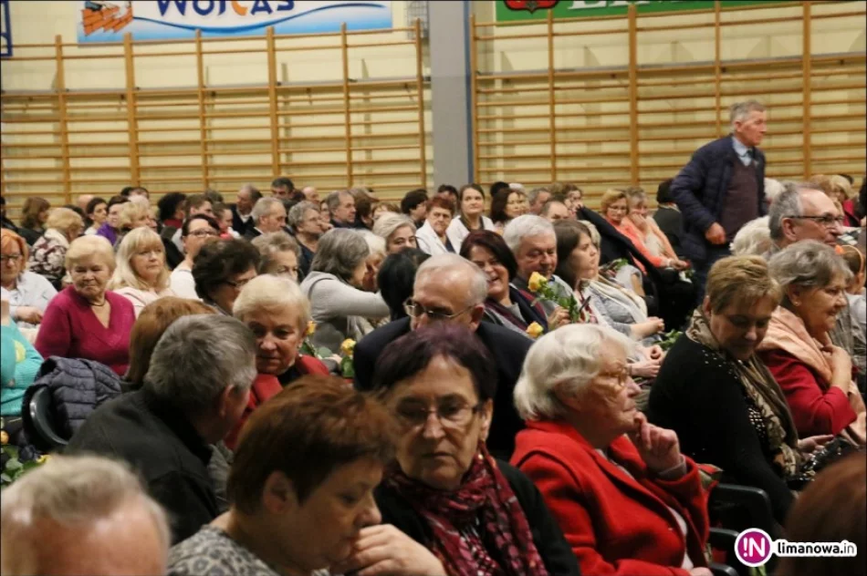 Koncert z okazji Dnia Kobiet - zdjęcie 4