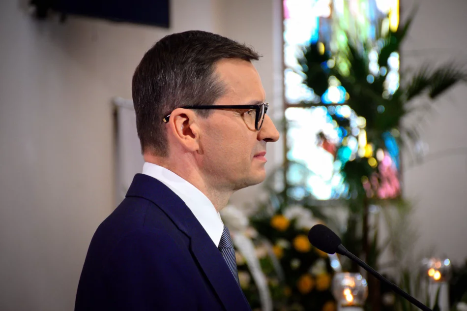 Ostatnie pożegnanie Józefa Leśniaka.  Był wielkim, wspaniałym patriotą oddanym sprawom Polski - mówił premier - zdjęcie 4