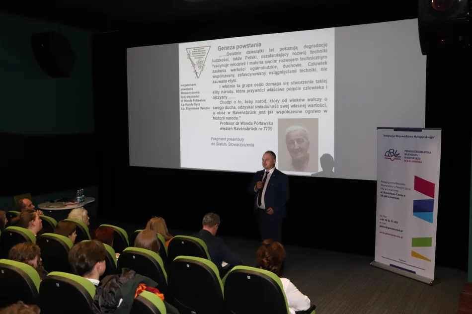 Rozstrzygnięcie konkursu plastycznego „W kręgu poezji i prozy lagrowej więźniarek KL Ravensbrück” - zdjęcie 6