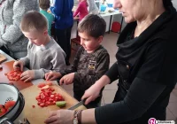 Artystyczne, kulinarne i aktywne ferie w świetlicy w Kisielówce - zdjęcie główne