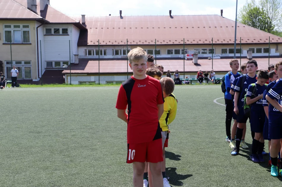 Chłopcy z Młynnego Mistrzami Gminy Limanowa w Piłce Nożnej Dzieci - zdjęcie 3