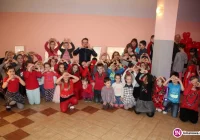 Walentynkowa dyskoteka w świetlicy w Pasierbcu - zdjęcie główne