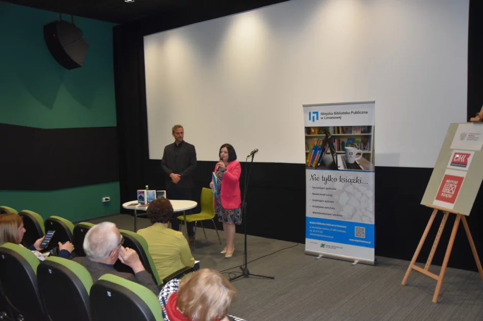 Atmosfera kryminału na spotkaniu z Jędrzejem Pasierskim - zdjęcie 2