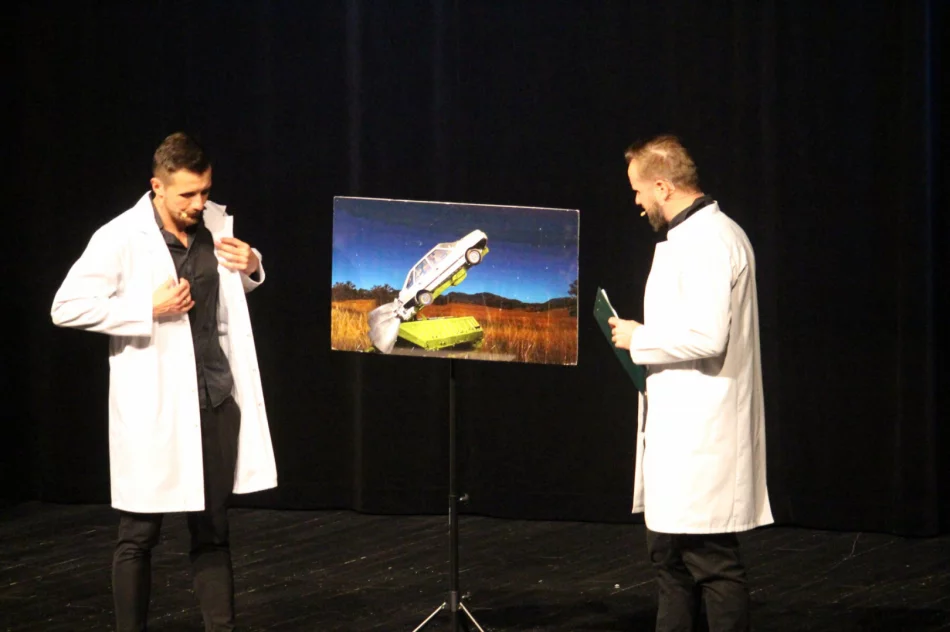 Popularni kabareciarze zabrali limanowian na "polską misję kosmiczną" - zdjęcie 9