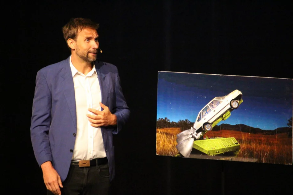 Popularni kabareciarze zabrali limanowian na "polską misję kosmiczną" - zdjęcie 12