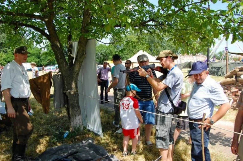 Rekonstruktorzy działają już od dekady - dbają o partyzancką historię - zdjęcie 9