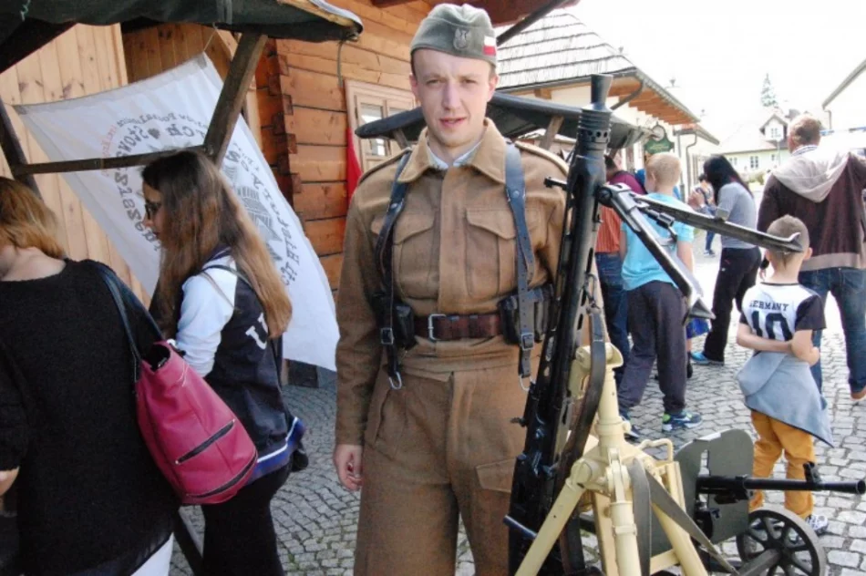 Rekonstruktorzy działają już od dekady - dbają o partyzancką historię - zdjęcie 20