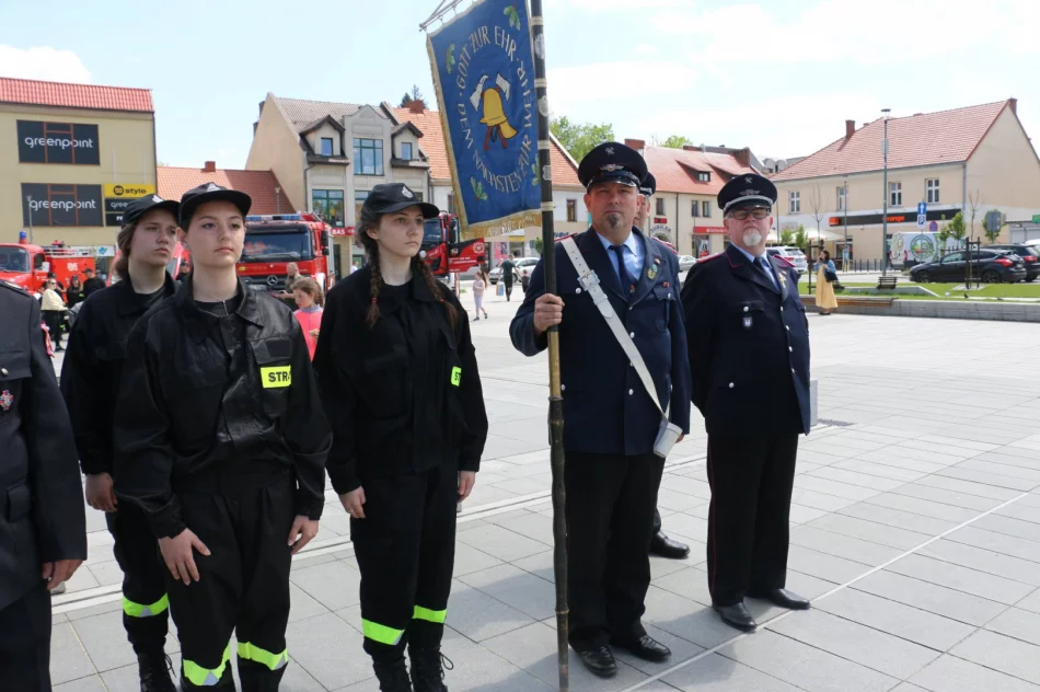 Strażackie święto na rynku - zdjęcie 7
