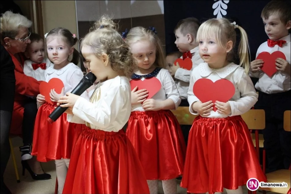 Dzień Babci i Dziadka w Miejskim Przedszkolu Nr 2 - zdjęcie 4