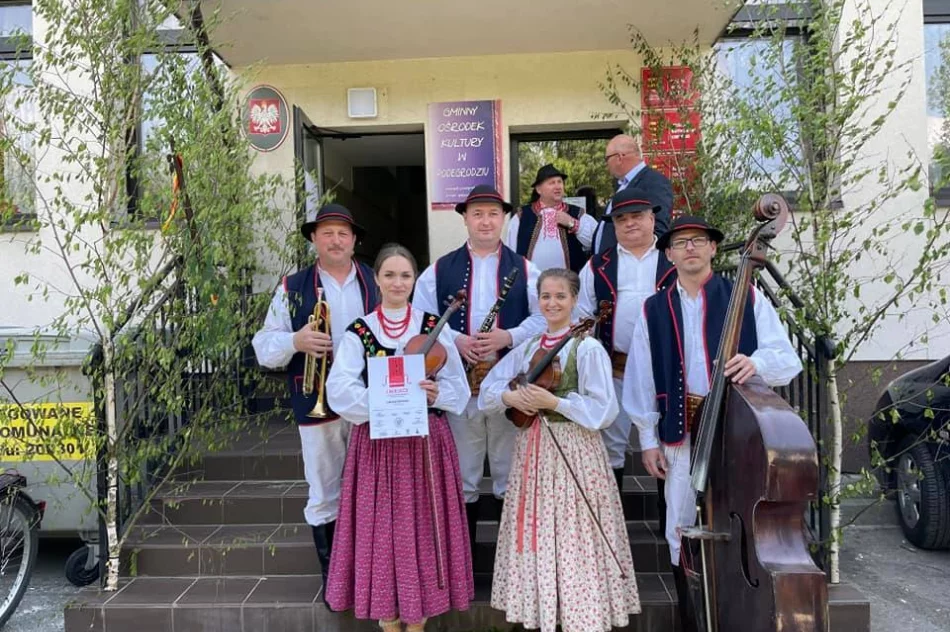 Sukcesy Zespołu „Limanowianie” podczas DRUZBACKI w Podegrodziu - zdjęcie 3