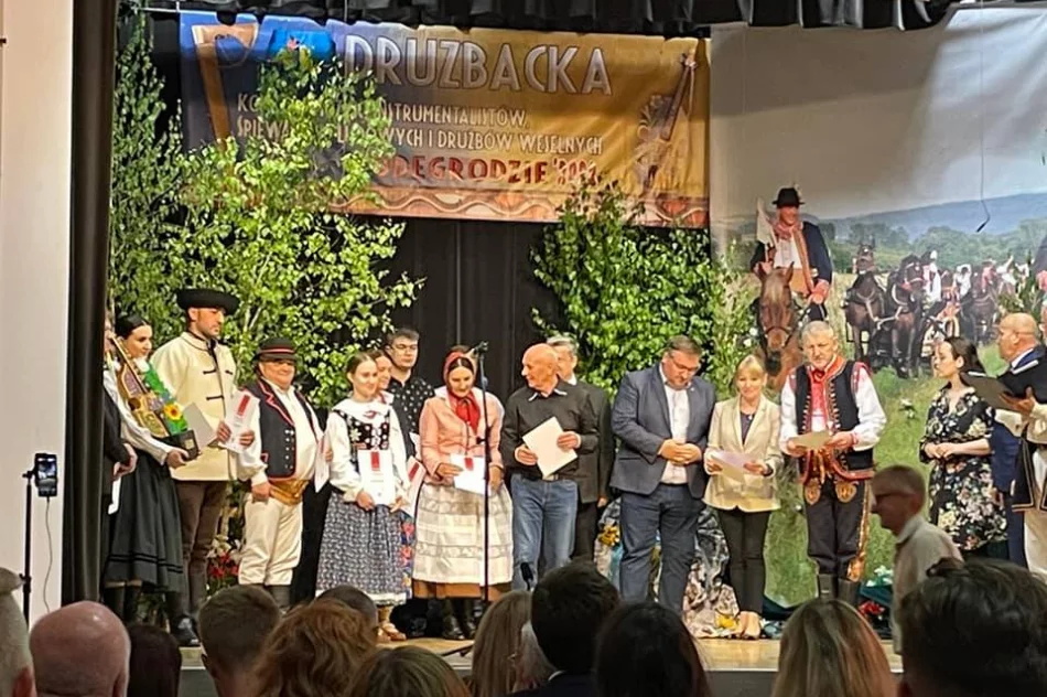 Sukcesy Zespołu „Limanowianie” podczas DRUZBACKI w Podegrodziu - zdjęcie 11