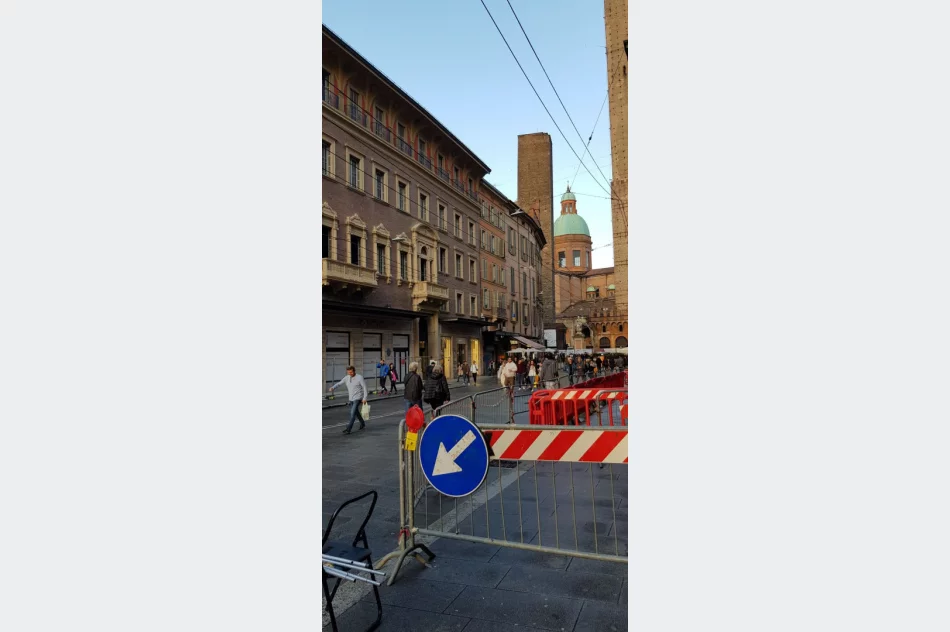 Uczniowie wyjechali do Bolonii - zdjęcie 3