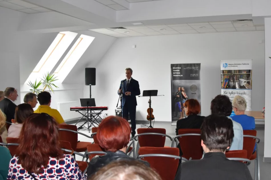 Jak co roku bibliotekarze spotkali się na konferencji - zdjęcie 6