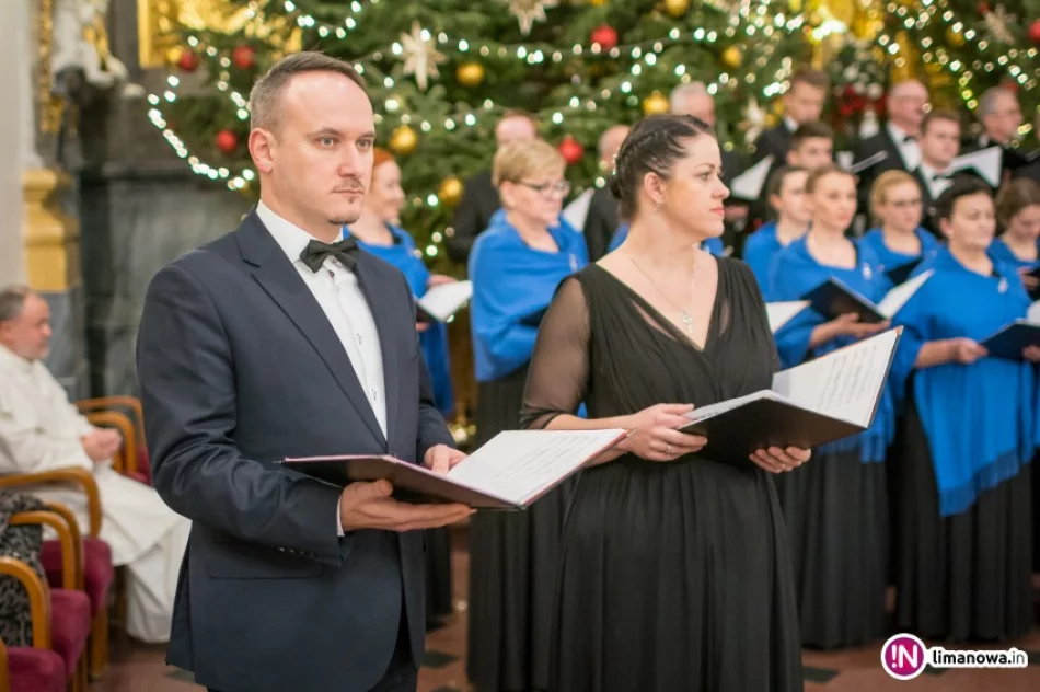 Chór CANTICUM IUBILAEUM u Czarnej Madonny - zdjęcie 3