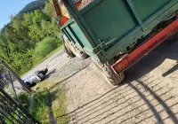 Traktorzysta wymusił pierwszeństwo? 19-letni motocyklista nie miał uprawnień - zdjęcie główne