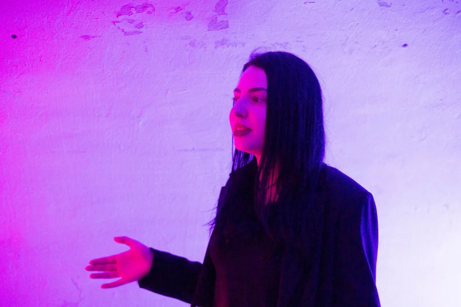 Wyjątkowa oprawa nocnego wernisażu - zdjęcie 13