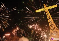 Sylwestrowy pokaz sztucznych ogni z Miejskiej Góry - zdjęcie główne