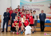 Stara Wieś nr 1 niepokonana w mini koszykówce! - zdjęcie główne