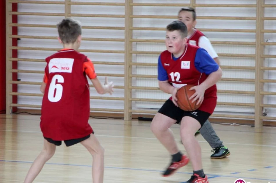 Stara Wieś nr 1 niepokonana w mini koszykówce! - zdjęcie 2