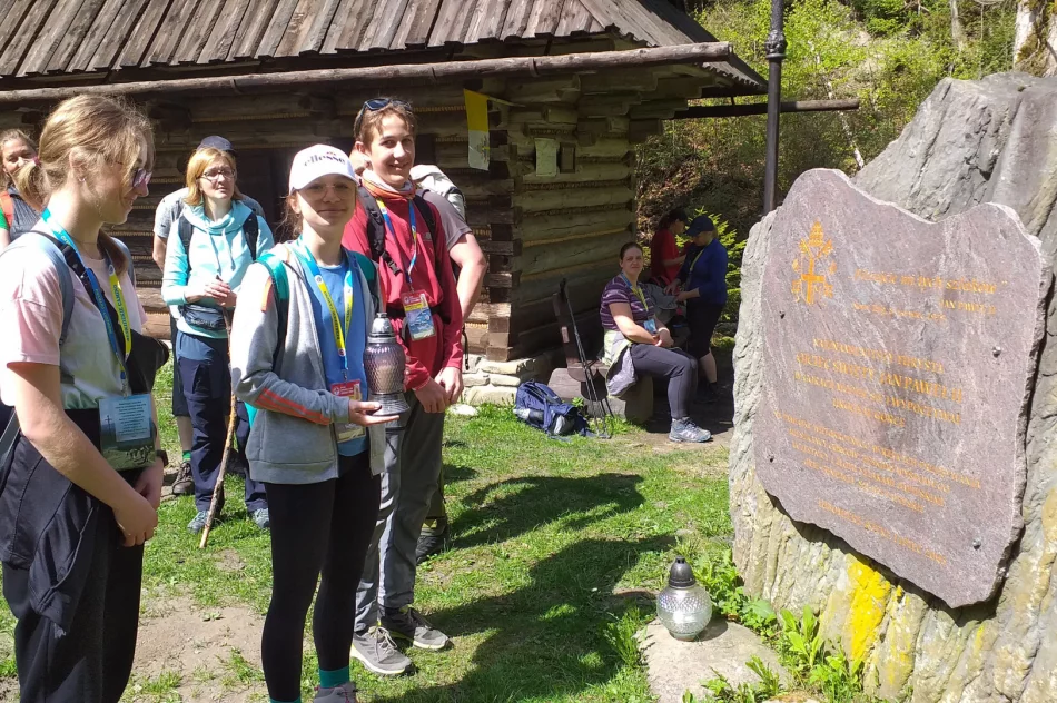 Wymagająca wędrówka przyciągnęła rekordową liczbę uczestników - zdjęcie 18