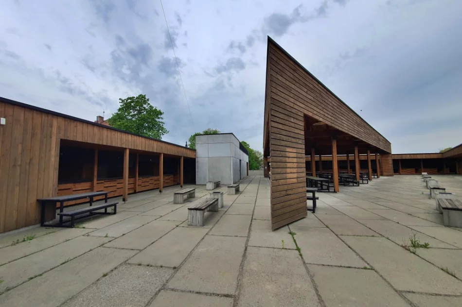 Targowisko od lat stoi puste - co zostało z zapowiedzi? - zdjęcie 3