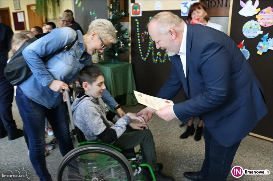 'Najpiękniejsza ozdoba choinkowa' - zdjęcie 4