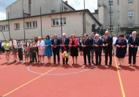 Święto szkoły połączone z uroczystym otwarciem nowego boiska przy ZSP nr 1 - zdjęcie główne