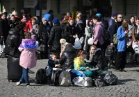 27 proc. Ukraińców deklaruje pozostanie w Polsce nawet w razie zakończenia wojny - zdjęcie główne