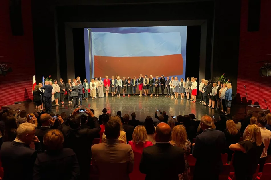 Pracownicy urzędu pracy wyróżnieni przez prezydenta - zdjęcie 5