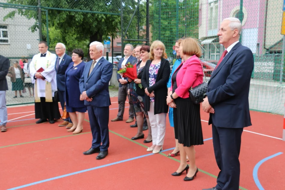 Święto szkoły z uroczystym otwarciem nowego boiska - zdjęcie 14