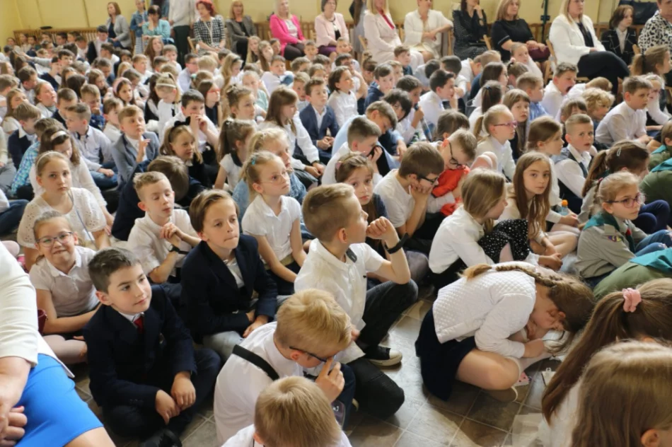 Święto szkoły z uroczystym otwarciem nowego boiska - zdjęcie 15