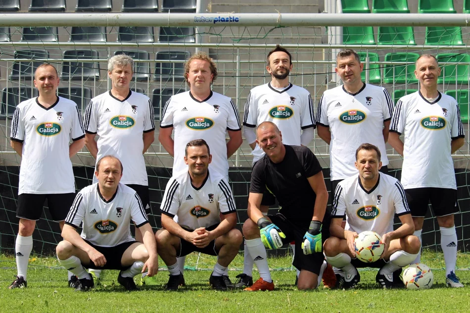 Zaprzyjaźnione kluby zagrały w hołdzie dla zasłużonego zawodnika - zdjęcie 14