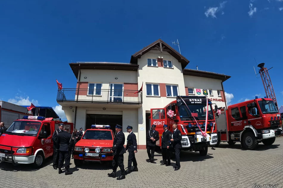 Uroczyste przekazanie wozu ratowniczo-gaśniczego dla jednostki OSP Wysokie - zdjęcie 11