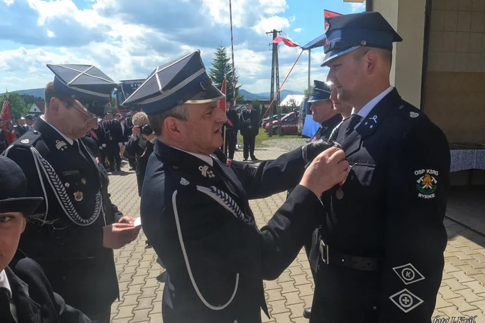 Uroczyste przekazanie wozu ratowniczo-gaśniczego dla jednostki OSP Wysokie - zdjęcie 16