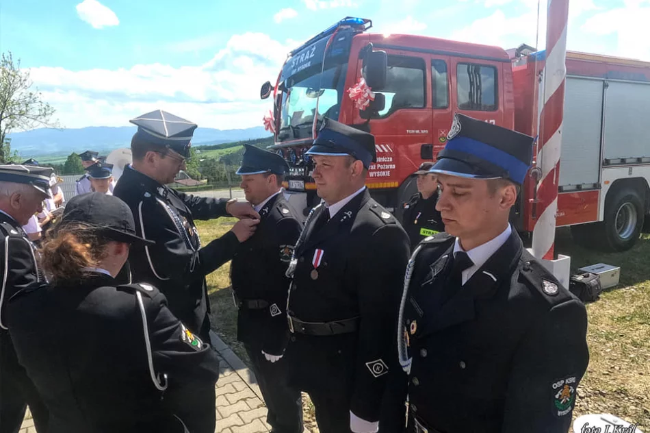 Uroczyste przekazanie wozu ratowniczo-gaśniczego dla jednostki OSP Wysokie - zdjęcie 17