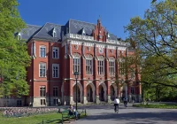 Opowie o początkach uniwersytetów - zdjęcie główne