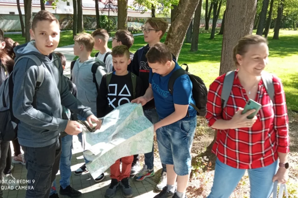 Podróżowali po Limanowszczyźnie śladami marszałka - zdjęcie 14