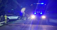 BMW uderzyło w latarnię i ogrodzenie - zdjęcie 3