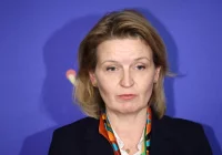 Socha: liczba urodzeń dramatycznie spada; wkrótce rząd przyjmie strategię demograficzną - zdjęcie główne