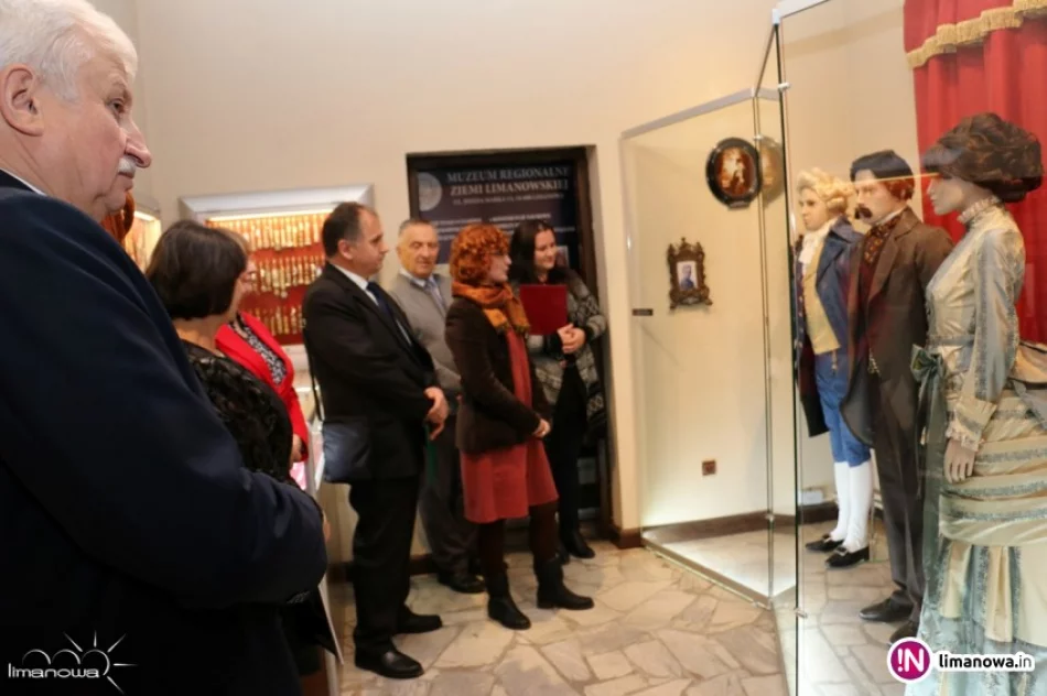 'Historia w dewizce zapisana' - zdjęcie 3