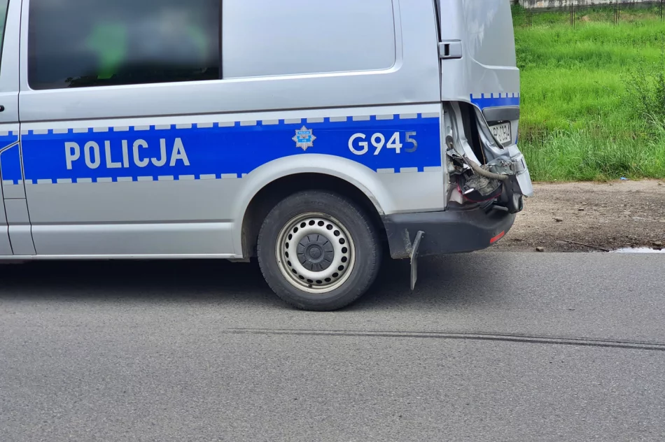 Zderzył się z radiowozem i uciekał, bo ma dożywotni zakaz - zdjęcie 3