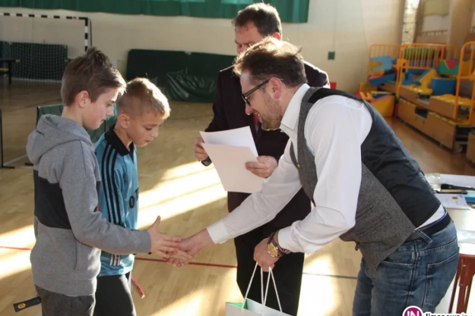 Mistrzostwa Gminy Limanowa w tenisie stołowym - Igrzyska Dzieci - zdjęcie 3