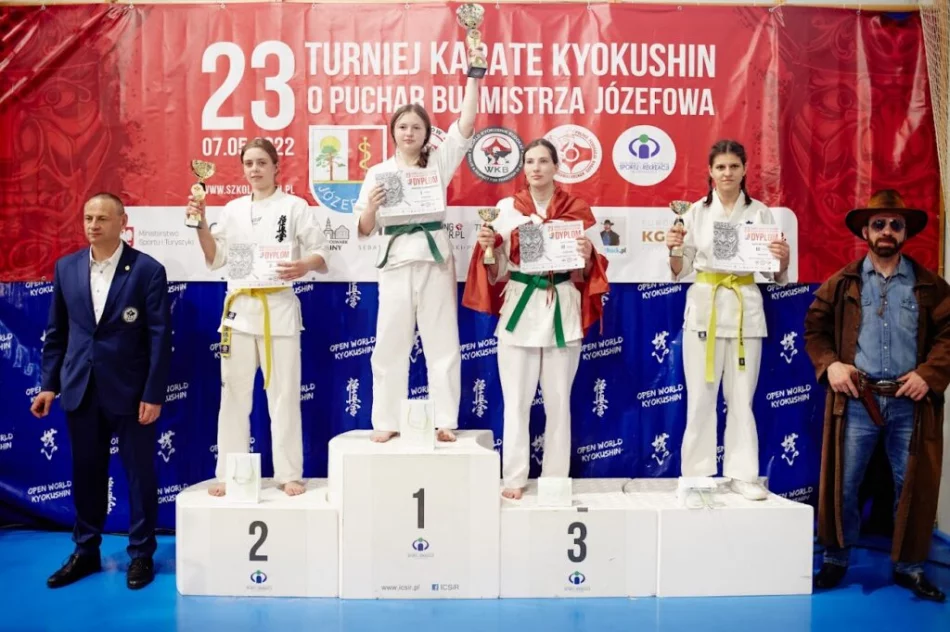 Sukcesy zawodników Limanowskiego Klubu Kyokushin Karate - zdjęcie 7
