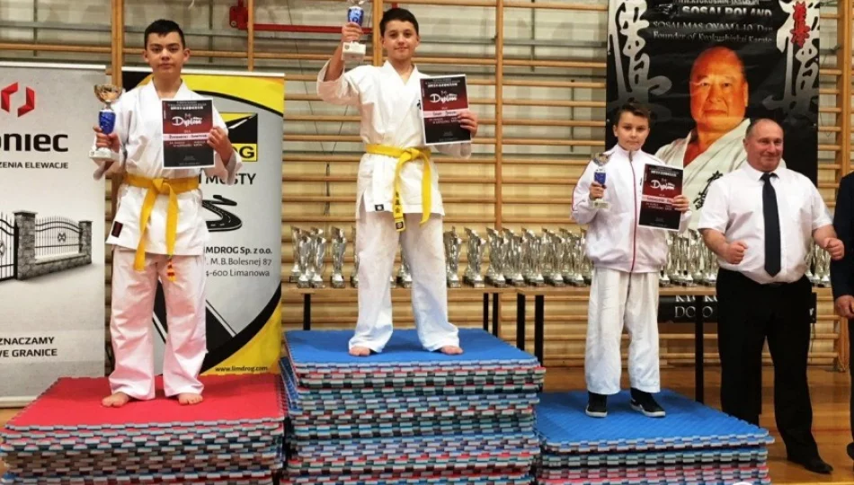 Medalowe żniwo karateków z ARS Klub Kyokushinkai - zdjęcie 1