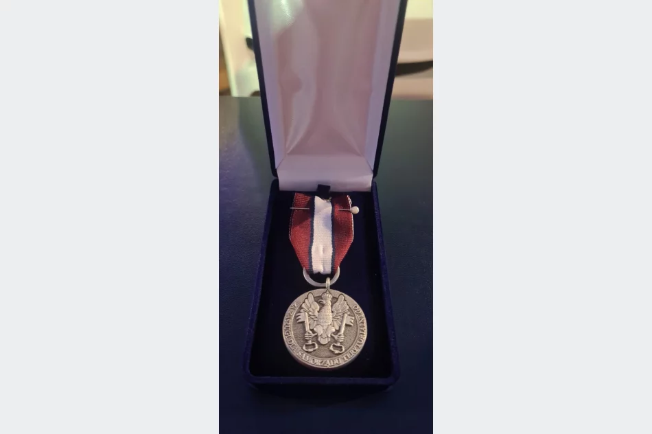 Kolejne państwowe odznaczenie dla wicestarosty - zdjęcie 7