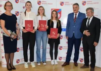 Gmina Mszana Dolna wyróżniła zawodniczki za osiągniecia sportowe - zdjęcie główne