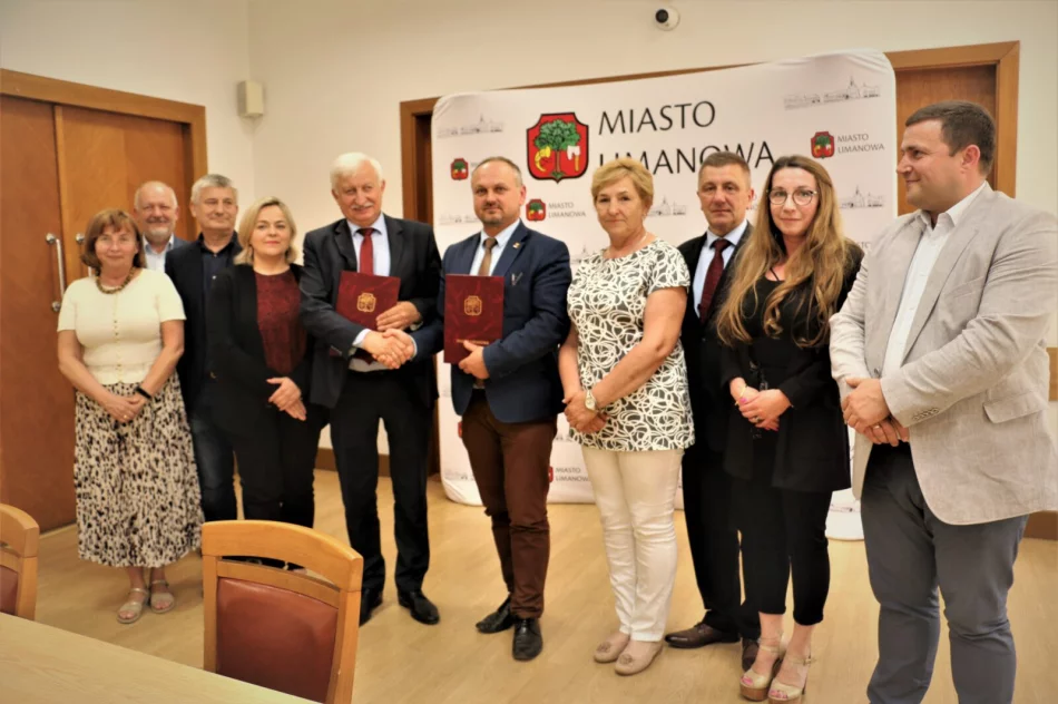 Podpisano porozumienie ws. współpracy w zakresie realizacji zadań oświatowych - zdjęcie 2